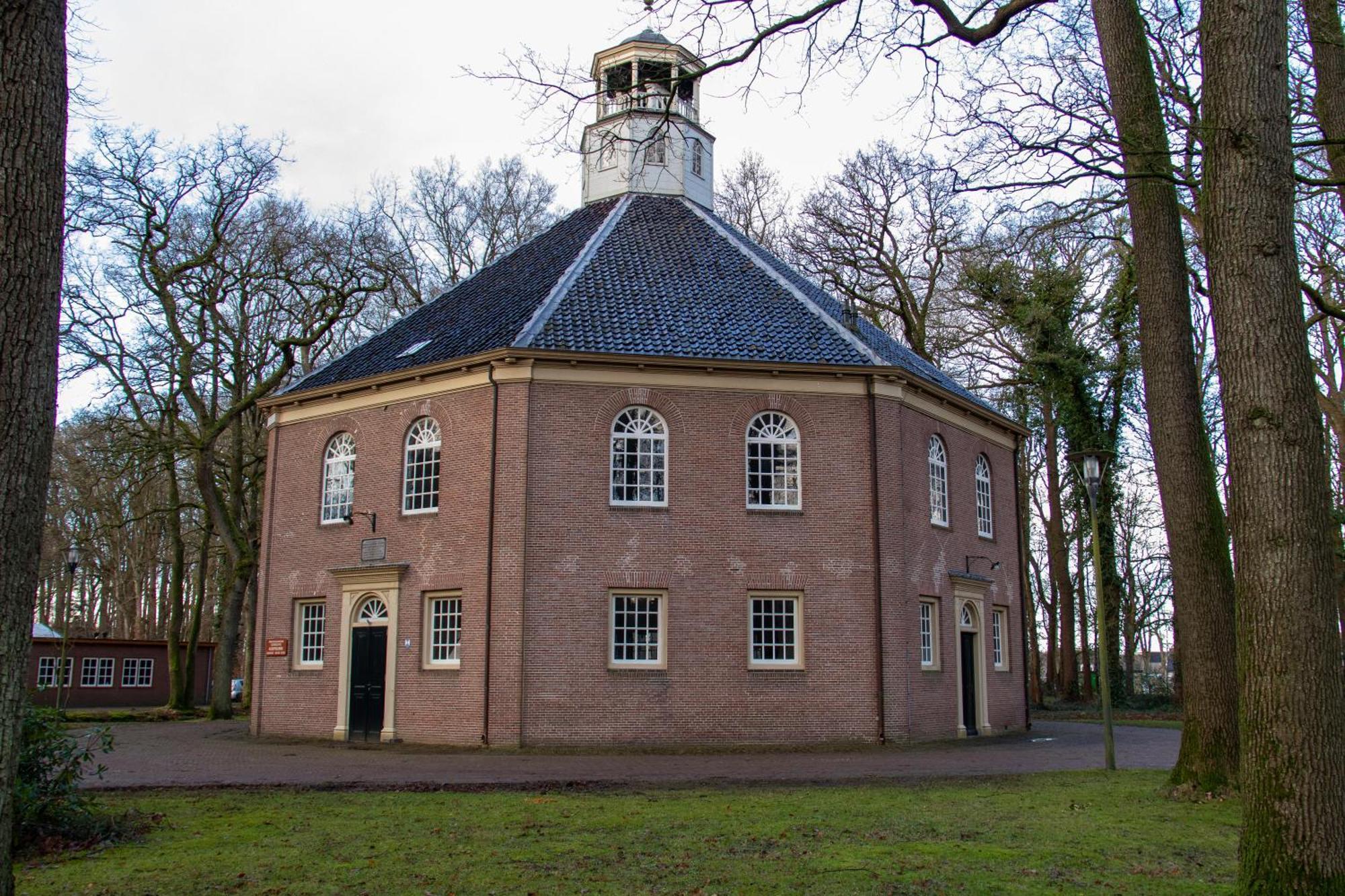 Отель De Consistorie Veenhuizen Экстерьер фото