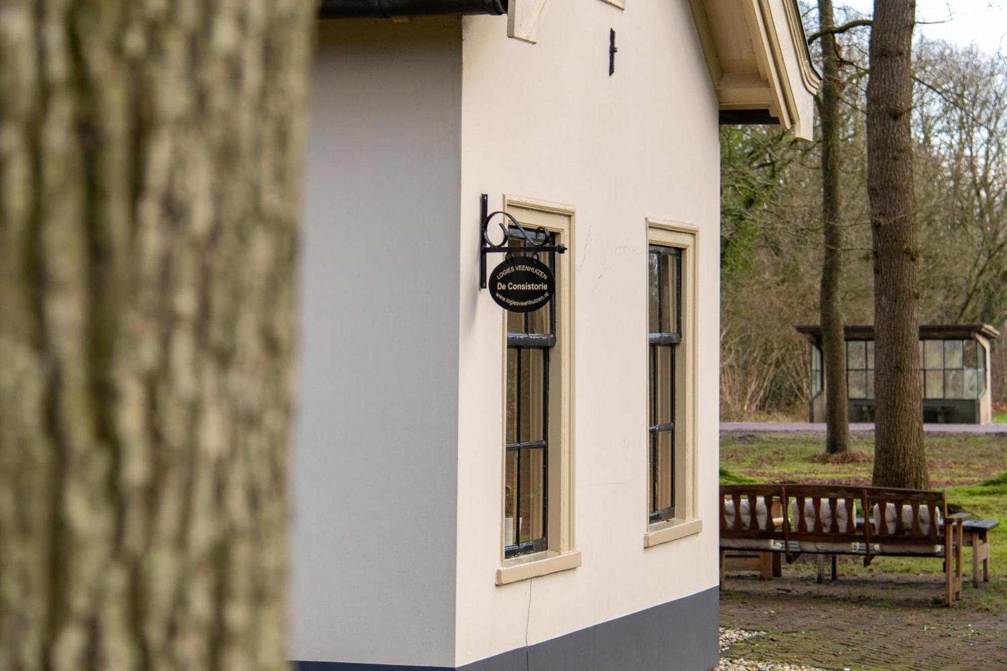Отель De Consistorie Veenhuizen Экстерьер фото